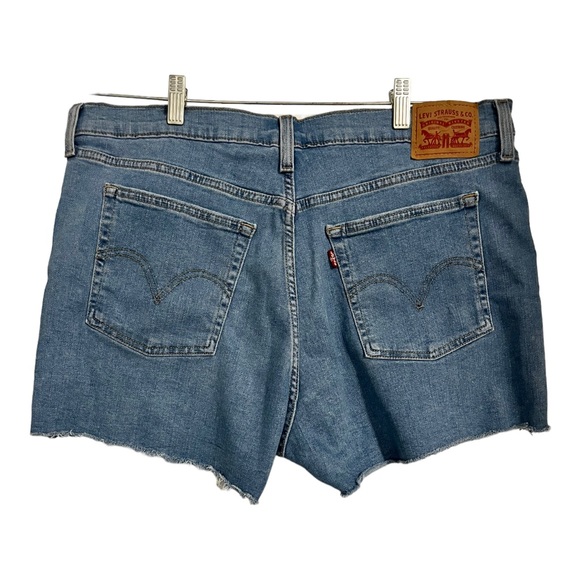 Levi High Rise Denim Shorts | 34 | NEW - Picture 10 of 11